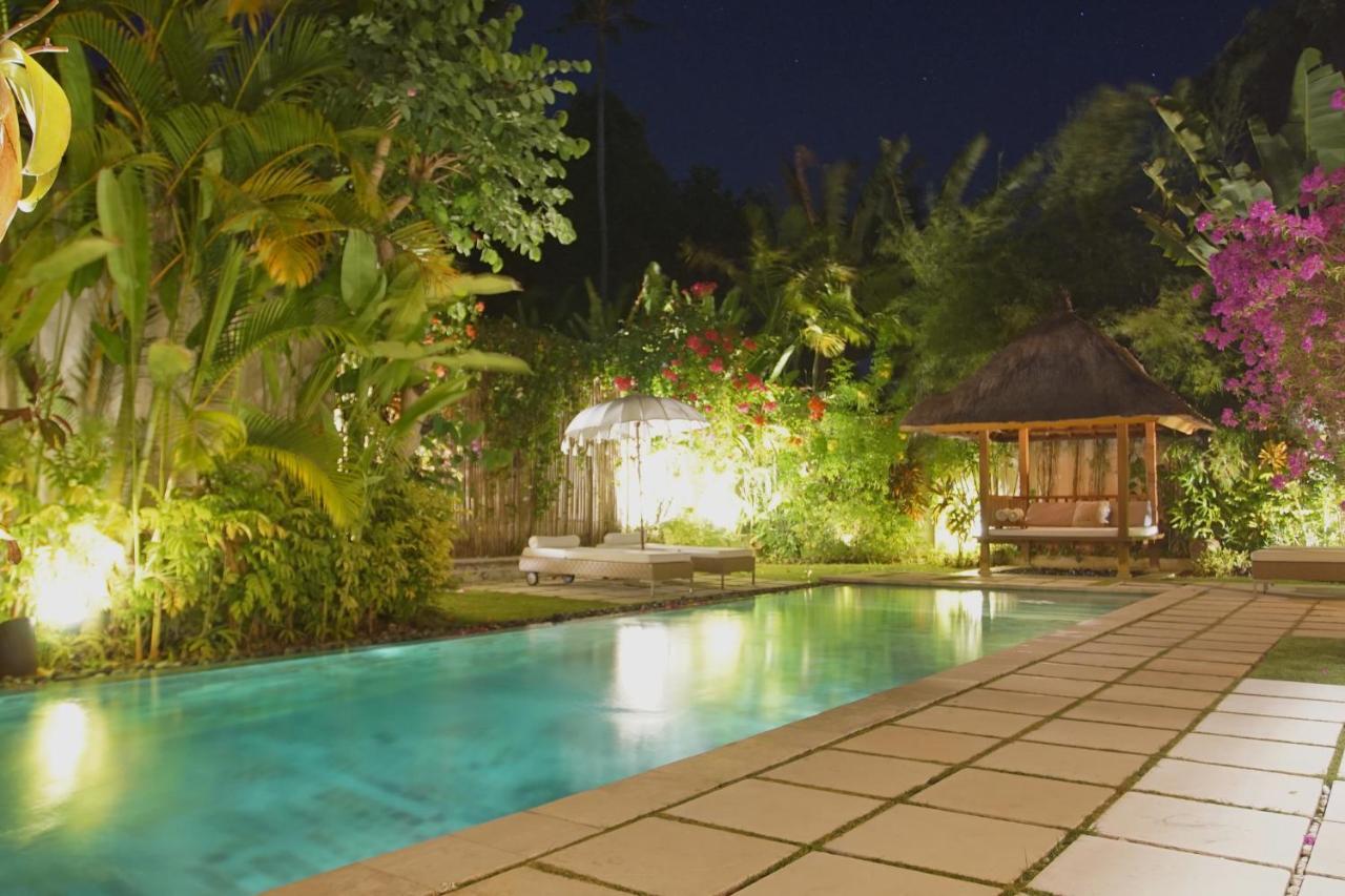 Bali Asri Batubelig Villa *